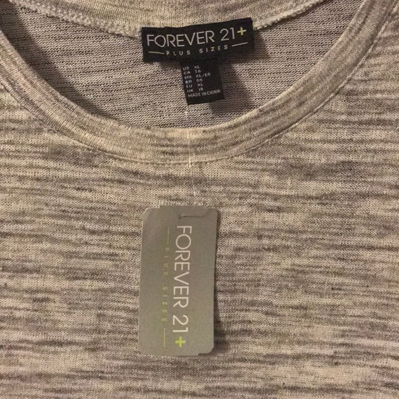 Stunner Top w/Lace Bottom Trim—Great w/Sk. Jeans! - Picture 4 of 8